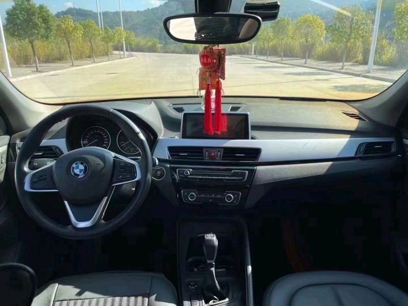 三明17年宝马X14