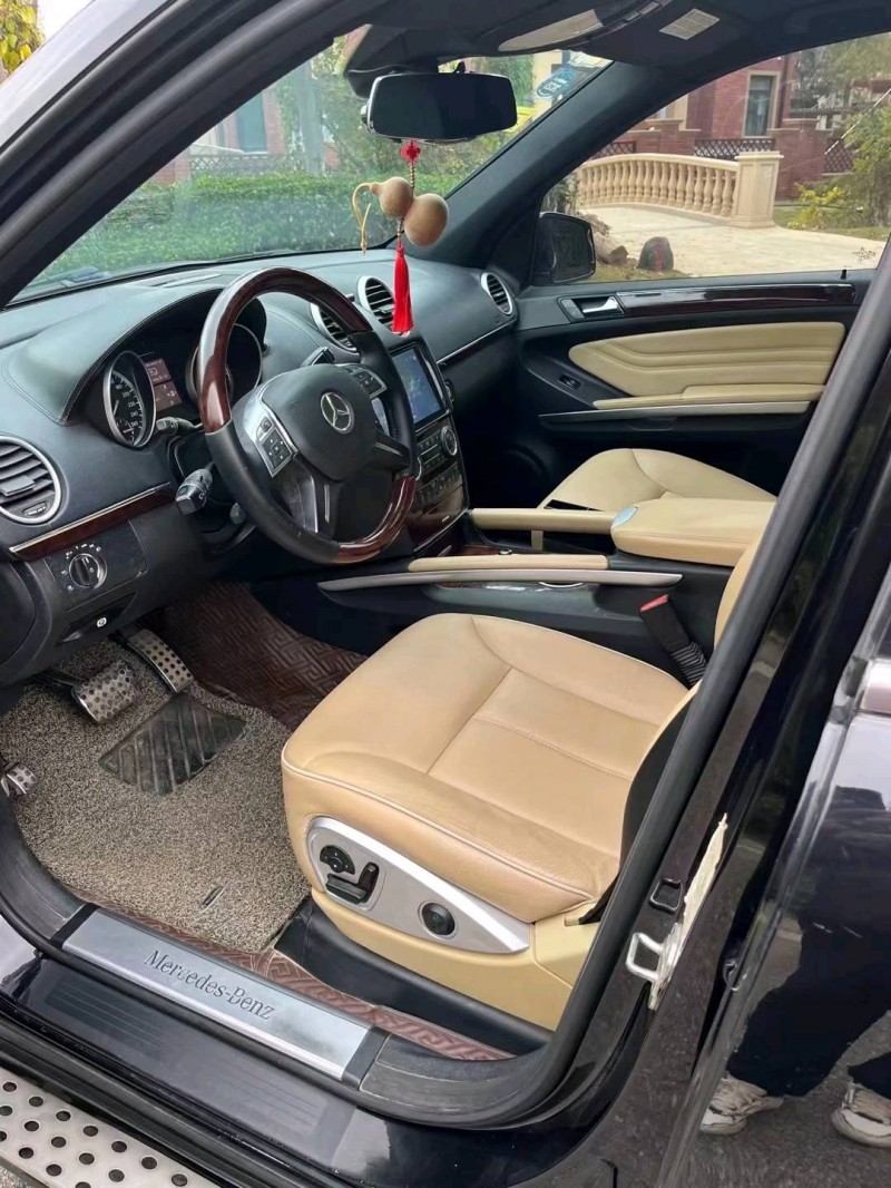 青岛11年奔驰ML4