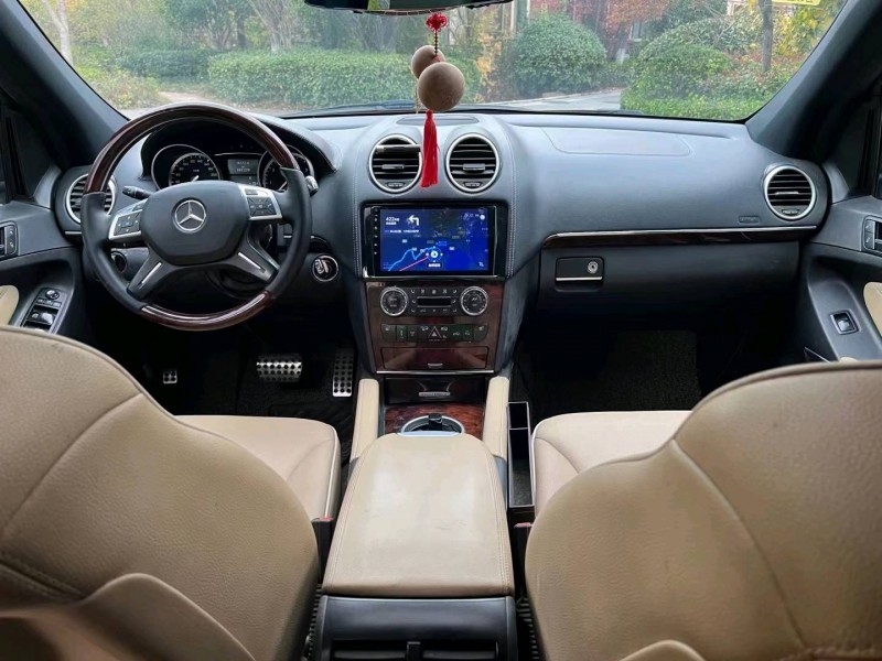 青岛11年奔驰ML6