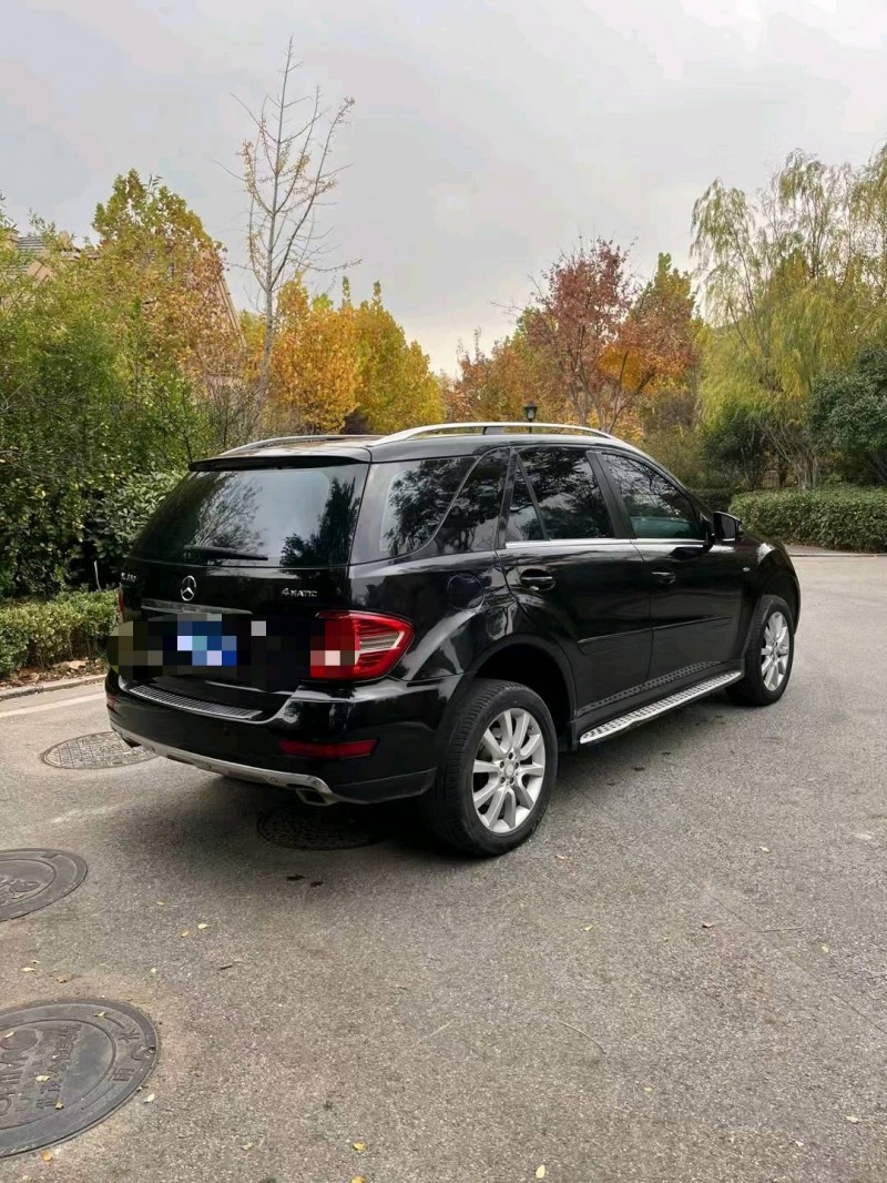 青岛11年奔驰ML7