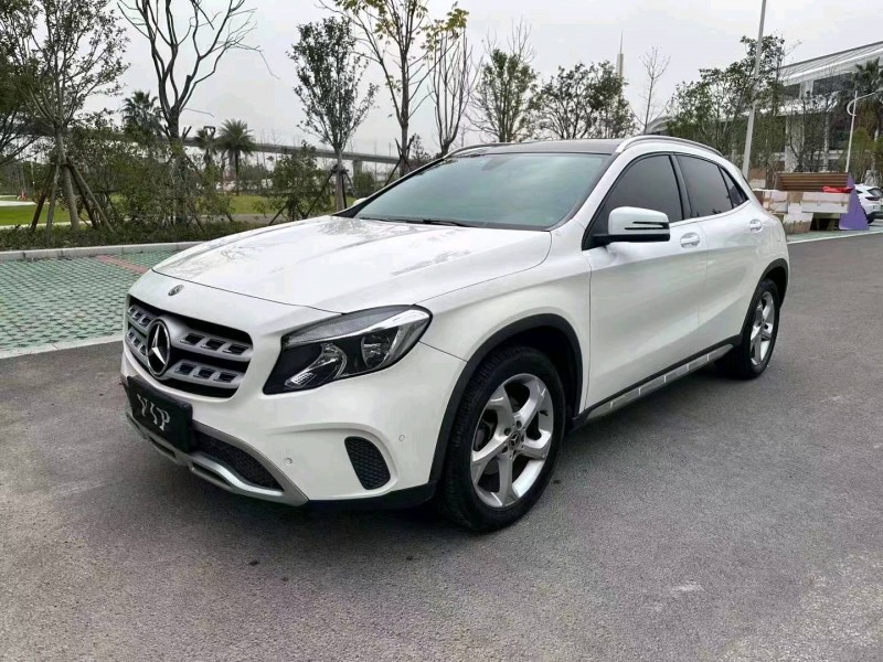 嘉兴18年奔驰CLA3