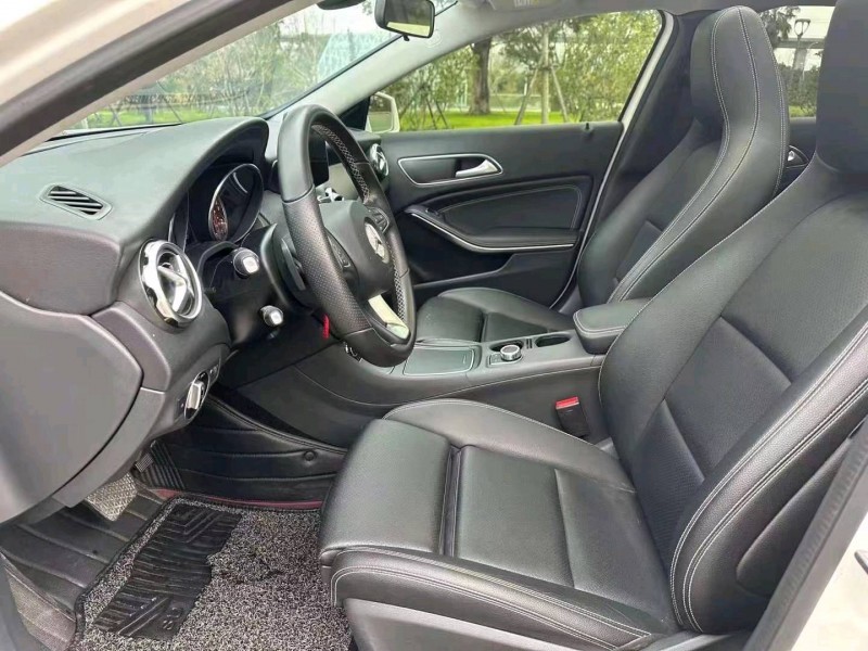 嘉兴18年奔驰CLA8