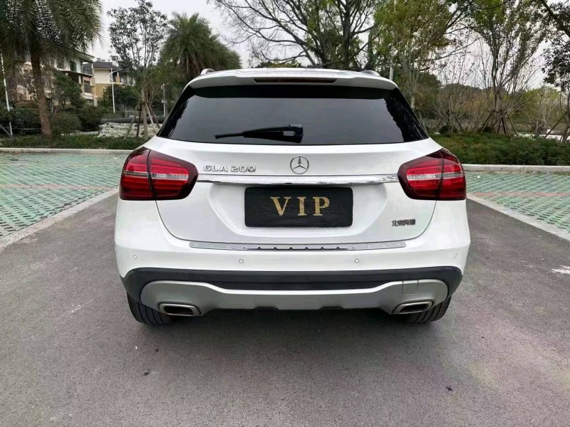 嘉兴18年奔驰CLA9