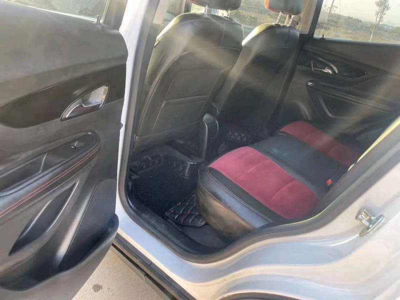 嘉兴16年别克昂科拉4