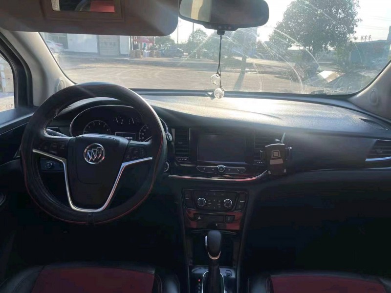 嘉兴16年别克昂科拉9