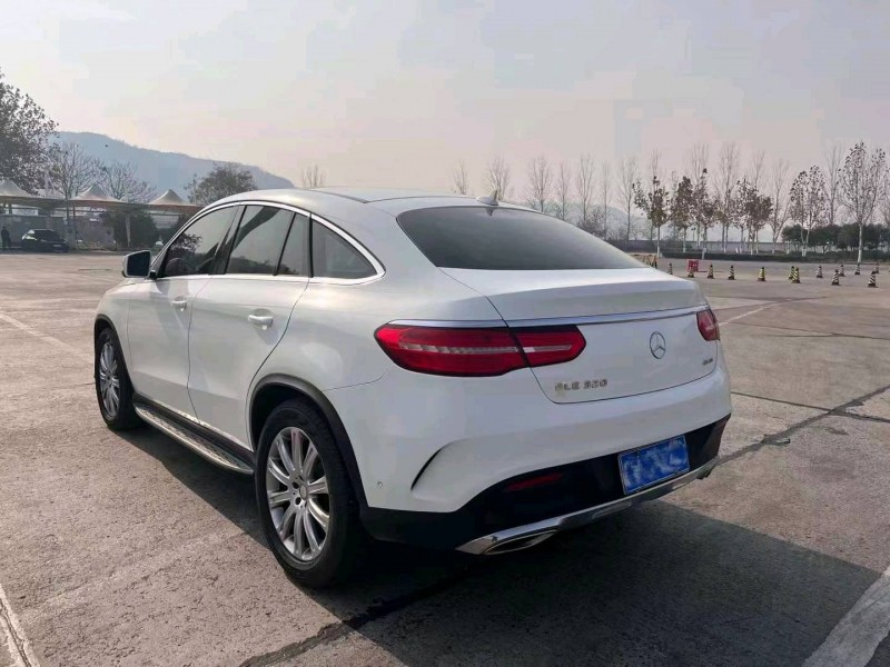 东营16年奔驰GLE5