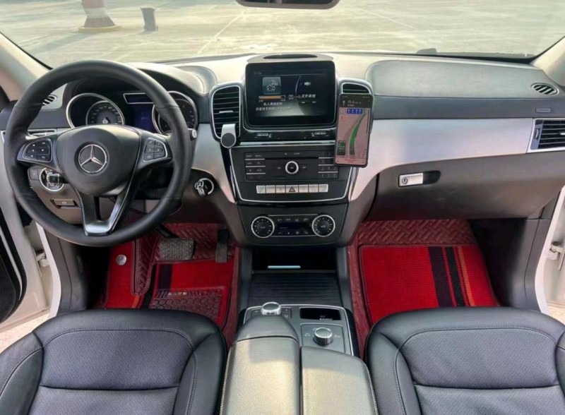 东营16年奔驰GLE9