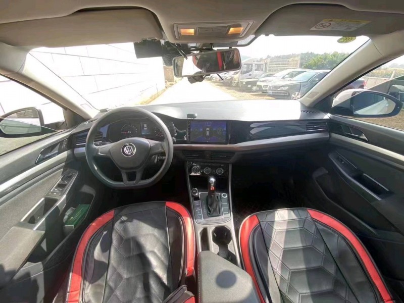 邯郸21年大众宝来9