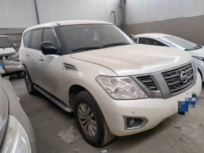 邯郸17年日产途乐2