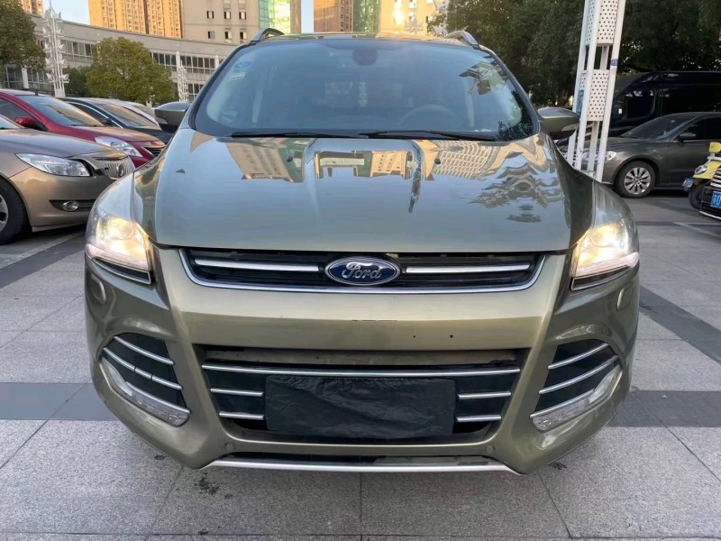 苏州14年福特翼虎8