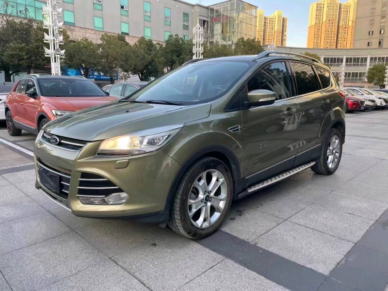 苏州14年福特翼虎7