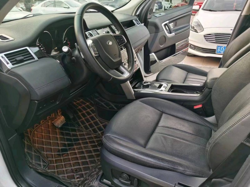 常州18年路虎发现6