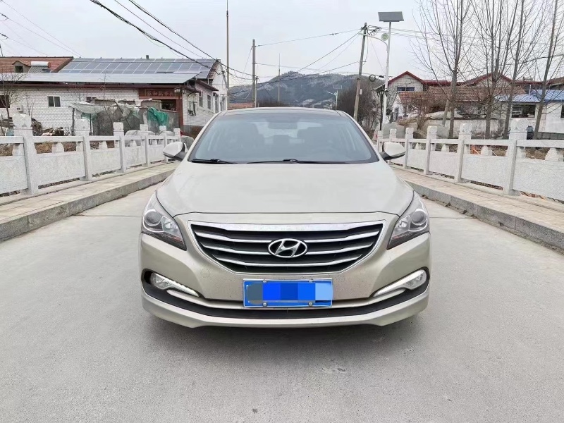 潍坊17年现代名图1