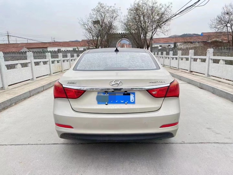 潍坊17年现代名图4