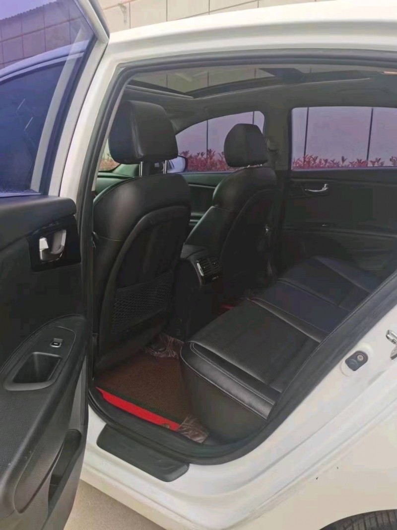 北京15年起亚K44