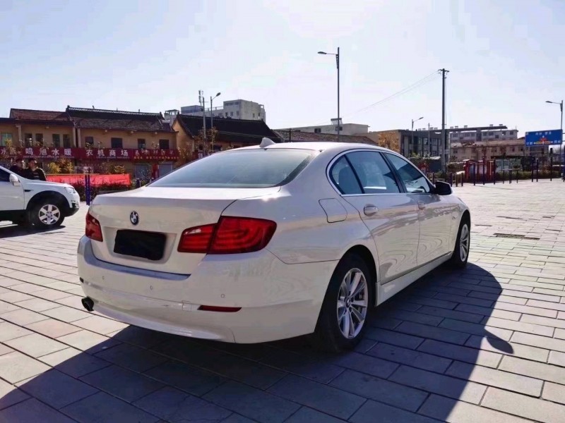 北京12年宝马5系2