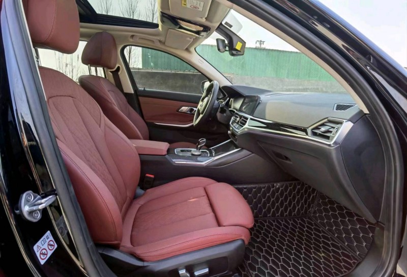 北京22年宝马3系2