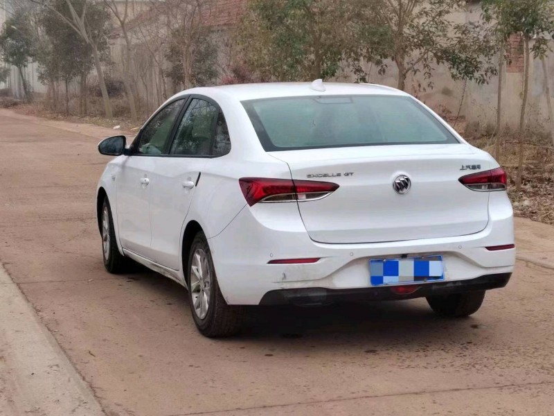 枣庄20年别克英朗5