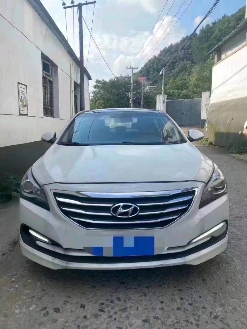 邯郸16年现代名图1