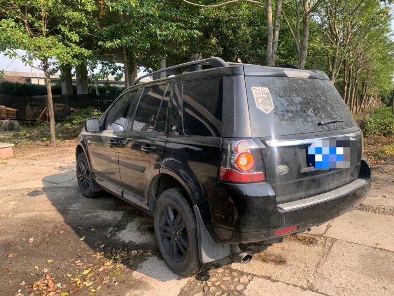 嘉兴13年路虎神行者4