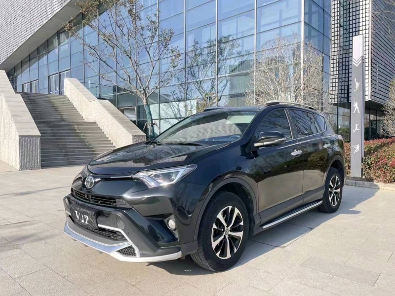 邯郸19年丰田RAV4荣放7