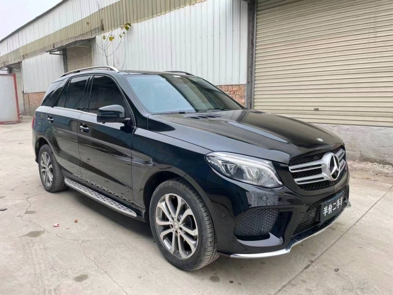 青岛16年奔驰GLE3