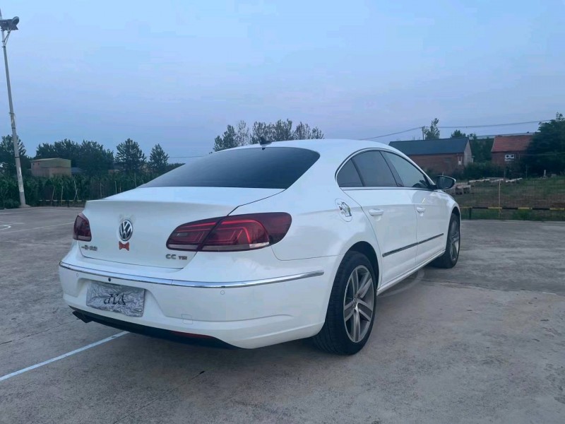 徐州17年大众CC8
