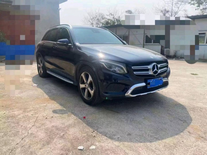 青岛16年奔驰GLC2