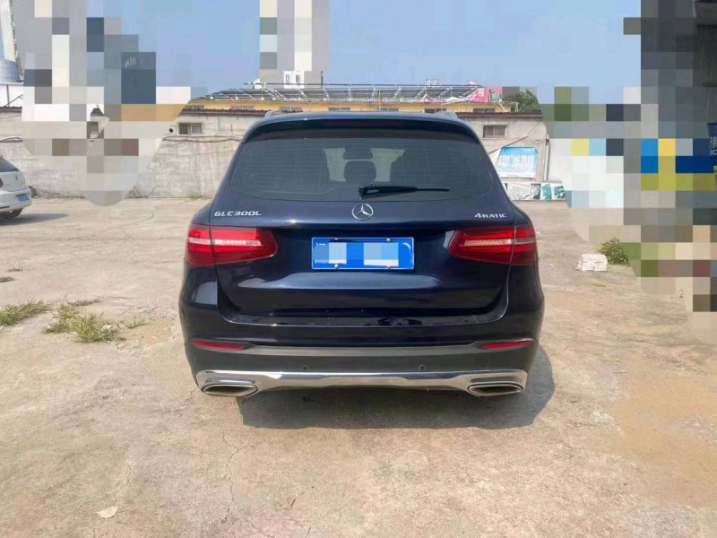 青岛16年奔驰GLC9