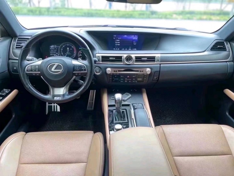 北京19年雷克萨斯GS8