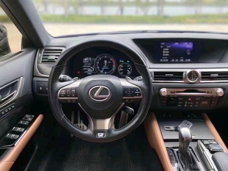 北京19年雷克萨斯GS9