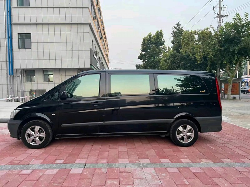 北京11年奔驰威霆5