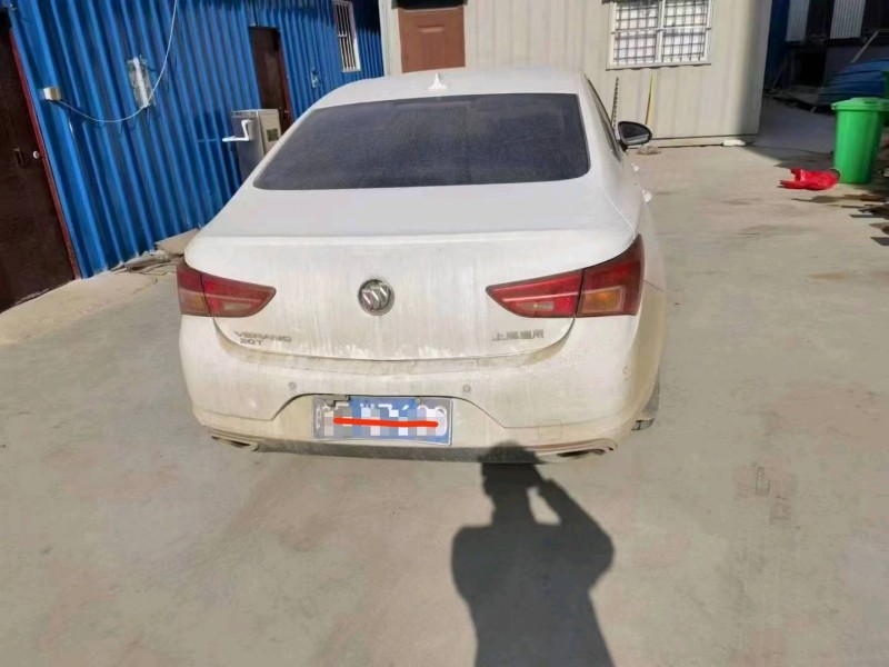 北京16年别克威朗2