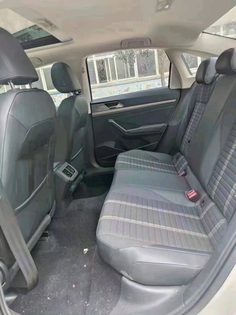 北京22年大众朗逸5