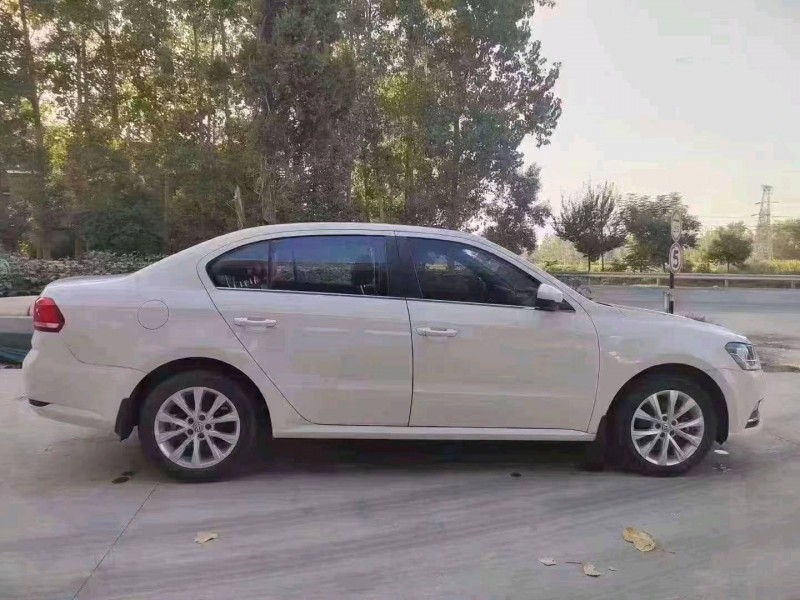 北京16年大众朗逸3