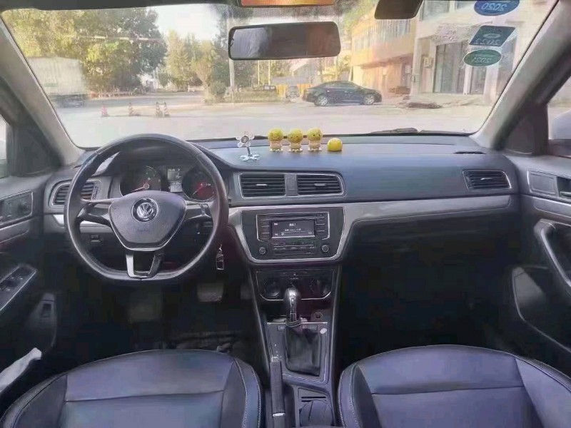 北京16年大众朗逸4