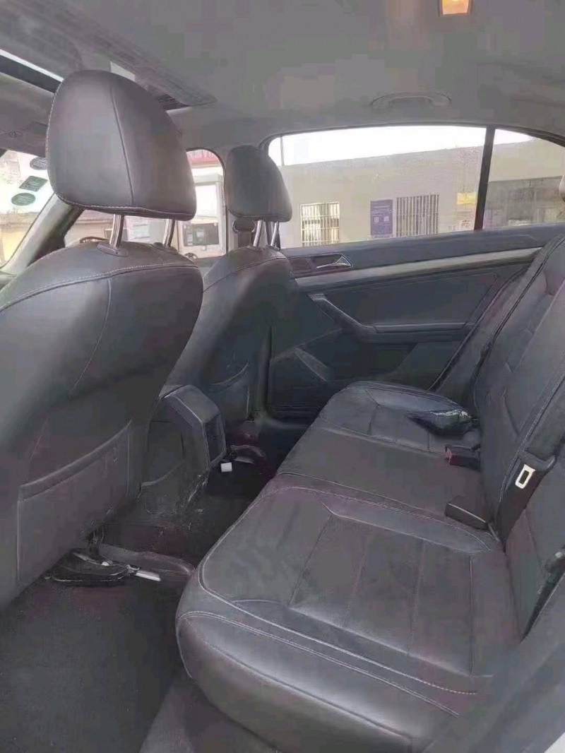 北京16年大众朗逸6