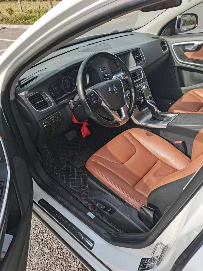 武汉14年沃尔沃S60L3