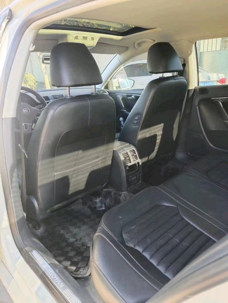 保定13年大众迈腾4