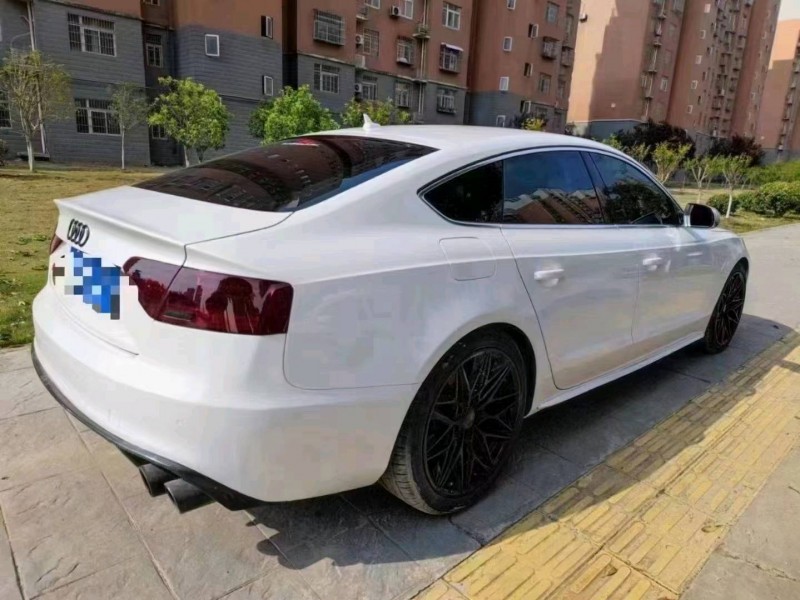 北京12年奥迪S52