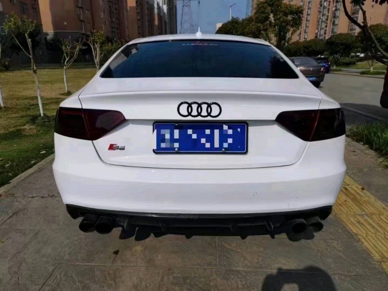 北京12年奥迪S51