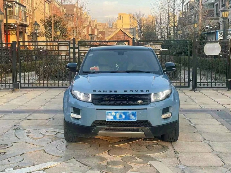 枣庄12年路虎极光1