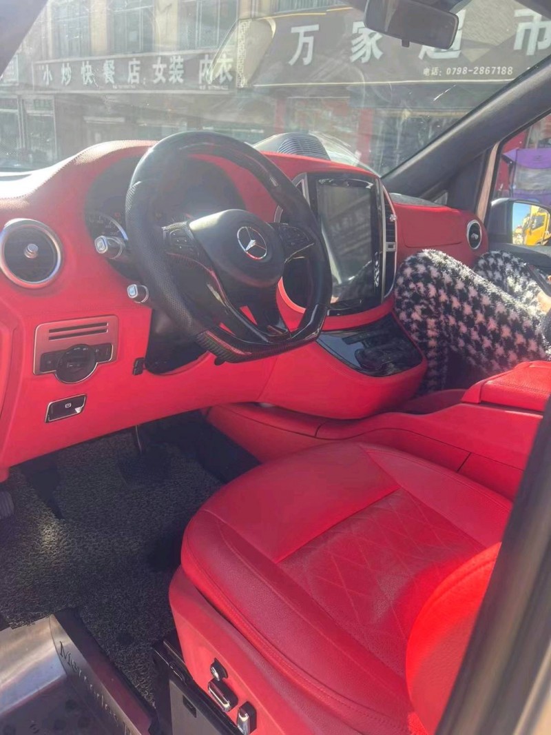 宜春16年奔驰威霆7