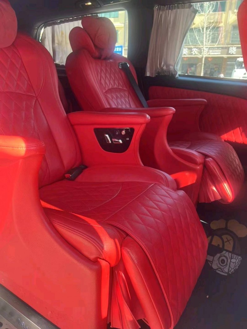 宜春16年奔驰威霆8