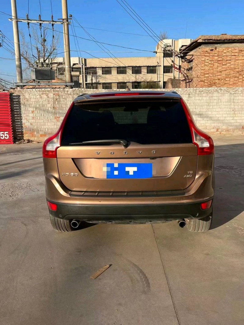 东营10年沃尔沃XC604