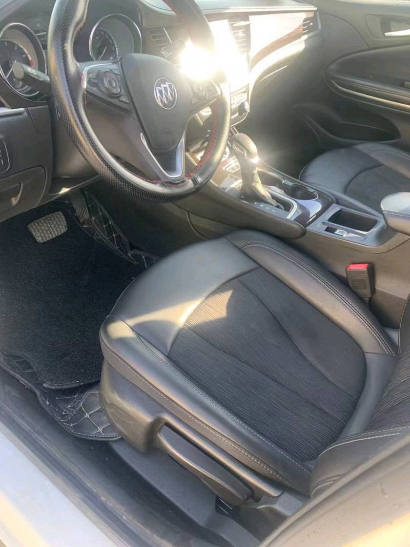 淮南19年别克威朗6