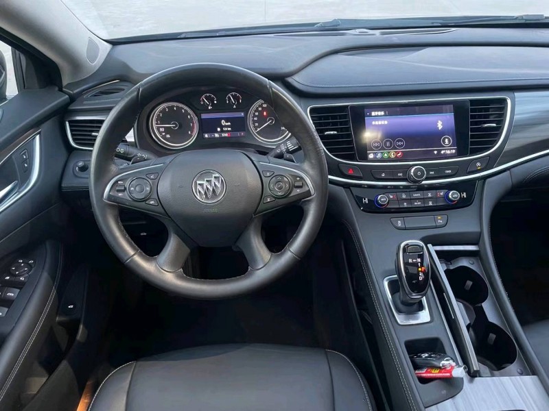 沈阳22年别克君越7