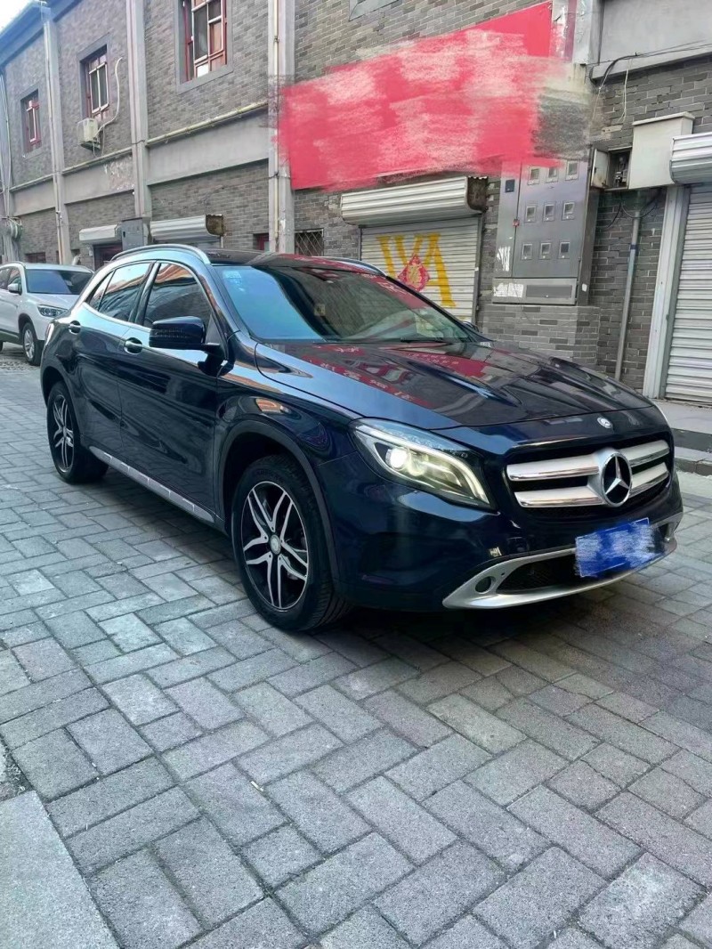 邢台16年奔驰GLA4
