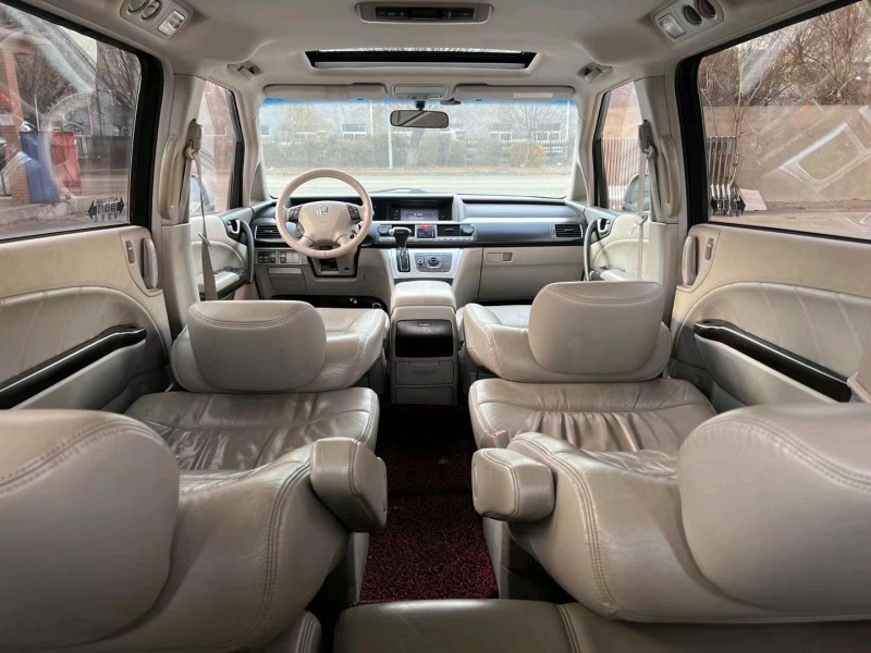 沈阳13年本田艾力绅8