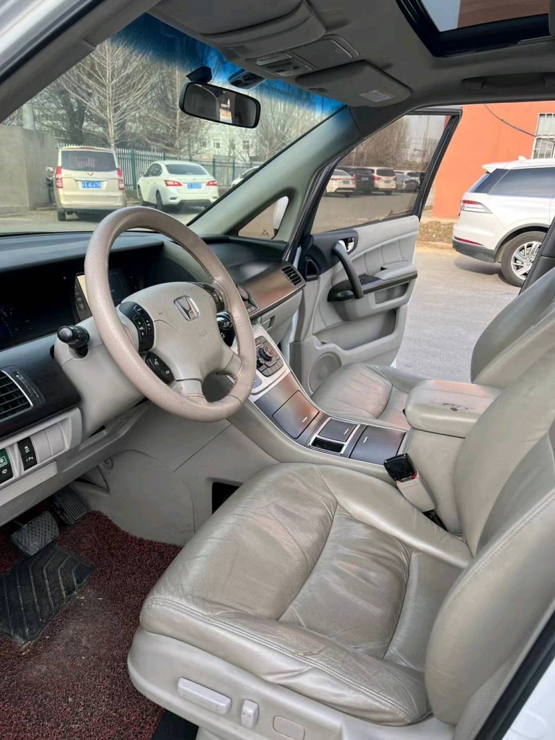 沈阳13年本田艾力绅10
